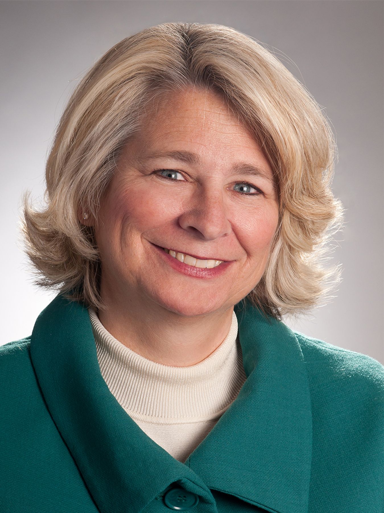 Melinda Chapin Real Estate Associate in Osterville Massachusetts
