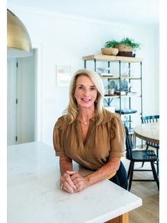 312 1st Ave S.E. Listing Photo