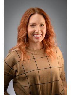 Courtnie Moore photo