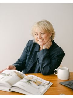Barbara Owens photo