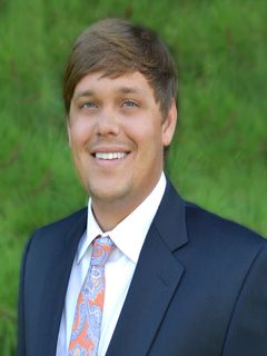 250 Plaza Cir Listing Photo