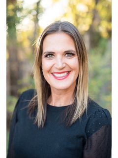 Chrissy Sweeney photo