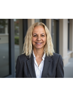 600 N Broadway Listing Photo