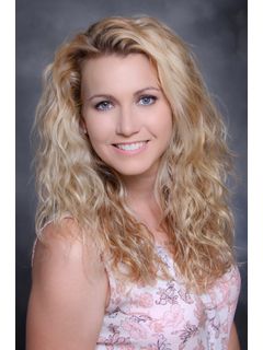 Amber Mckinney photo