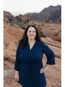 Lora Pratt-Umbarger photo