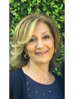 345 N. Maple Drive Listing Photo