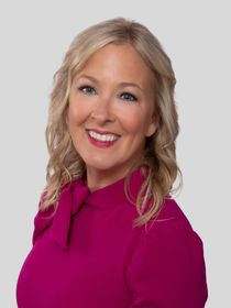 Elizabeth Manning photo