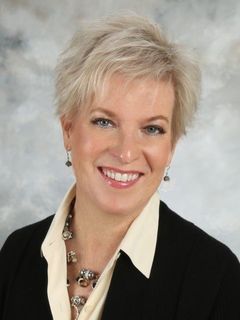 Deb Nourai photo