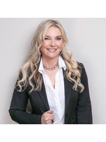 Dana Hall-Bradley photo