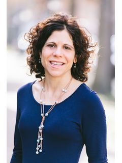 80 Charlotte Street Listing Photo