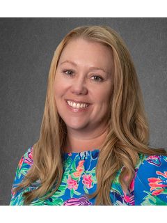 Nikki Segraves Wood photo