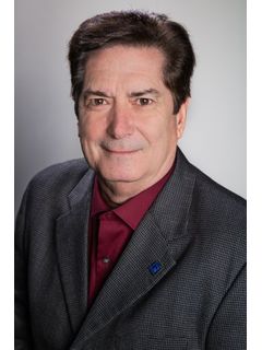 1735 Village Center Circle Listing Photo