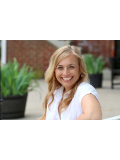 2 College Ave. Listing Photo