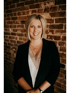 914 N. Elm St. Listing Photo