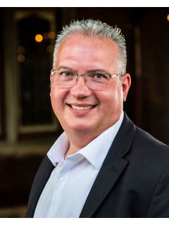 2 College Ave. Listing Photo