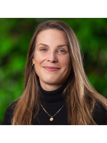 Laura  Moshofsky photo