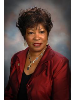 225 Ray Ave. Listing Photo