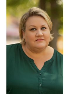Kelly Moore photo