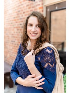 102 S Steele St. Listing Photo