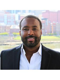 636 Grassmere Park Listing Photo