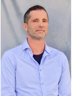 1018 Jefferson Avenue Listing Photo