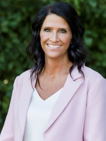 Amy Montgomery photo