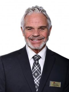 1735 Village Center Circle Listing Photo